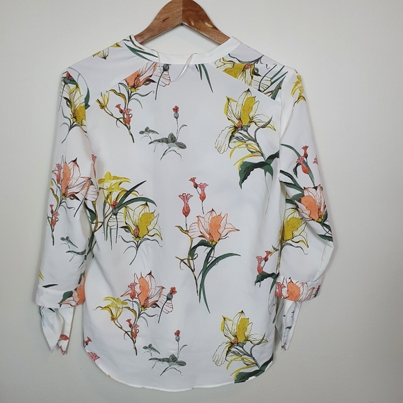 Zara basic floral blouse long sleeve with ties size M. White - Picture 2 of 5